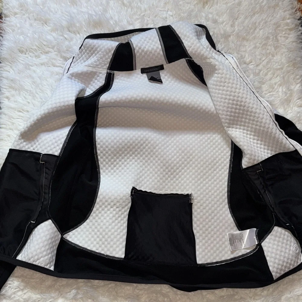 Nike🔥Women’s Sphere Running Biking Hiking Jacket, Size M - Picture 10 of 16